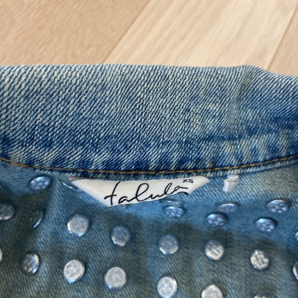 Aritzia Jean jacket. Size XS. - Picture 3 of 8